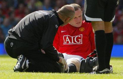Rooney slomio stopalo, čak tri mjeseca stanke?!