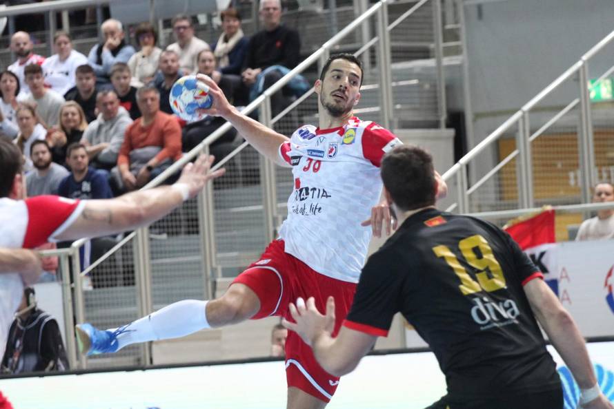 Poreč: Croatia Cup, Hrvatska - Crna Gora