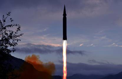 Sj. Koreja ispalila nedavno proizvedenu protuzračnu raketu