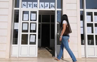 FBiH: Zbog štrajka u dvije županije nije počela škola