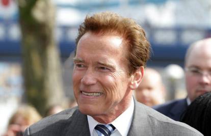 Arnold Schwarzenegger i dalje financijski pomaže ljubavnici