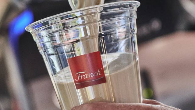 Osvježenje na turniru u Umagu uz ledena Franck Café cappuccina