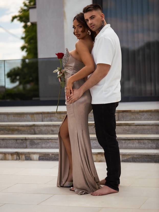 FOTO 'Savršena' Laura donijela novu odluku: 'Vraćaju se fileri'