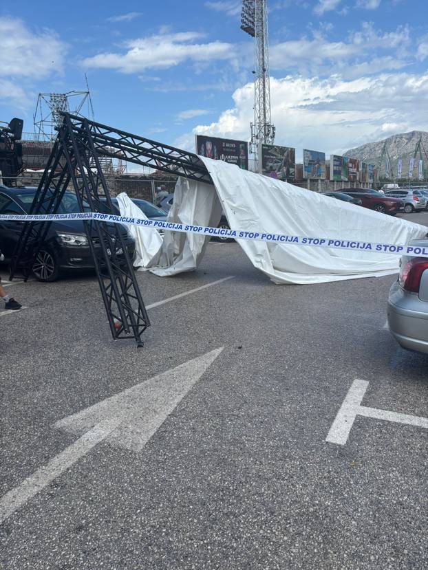 FOTO Split kao nakon tornada! Ovo je prognoza za danas: Za tri regije upalili alarm zbog oluje