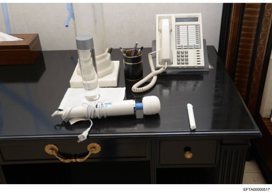 Objavljeni novi dokumenti o Epsteinu: Trump koristio njegov avion češće nego što se znalo!