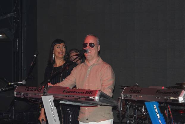 Beograd: Saša Matić nastupio je na otvaranju ljetne sezone u restoranu Nacionalna klasa