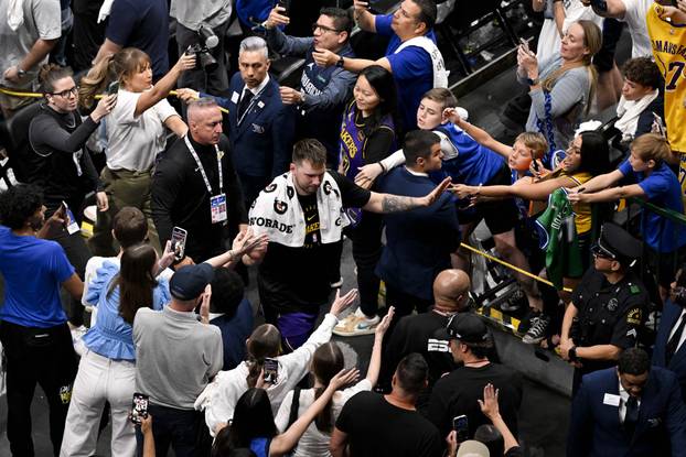 NBA: Los Angeles Lakers at Dallas Mavericks