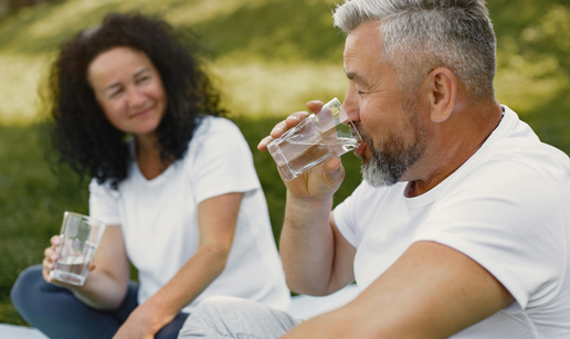 Evo kako voda utječe na apetit, metabolizam i kilograme