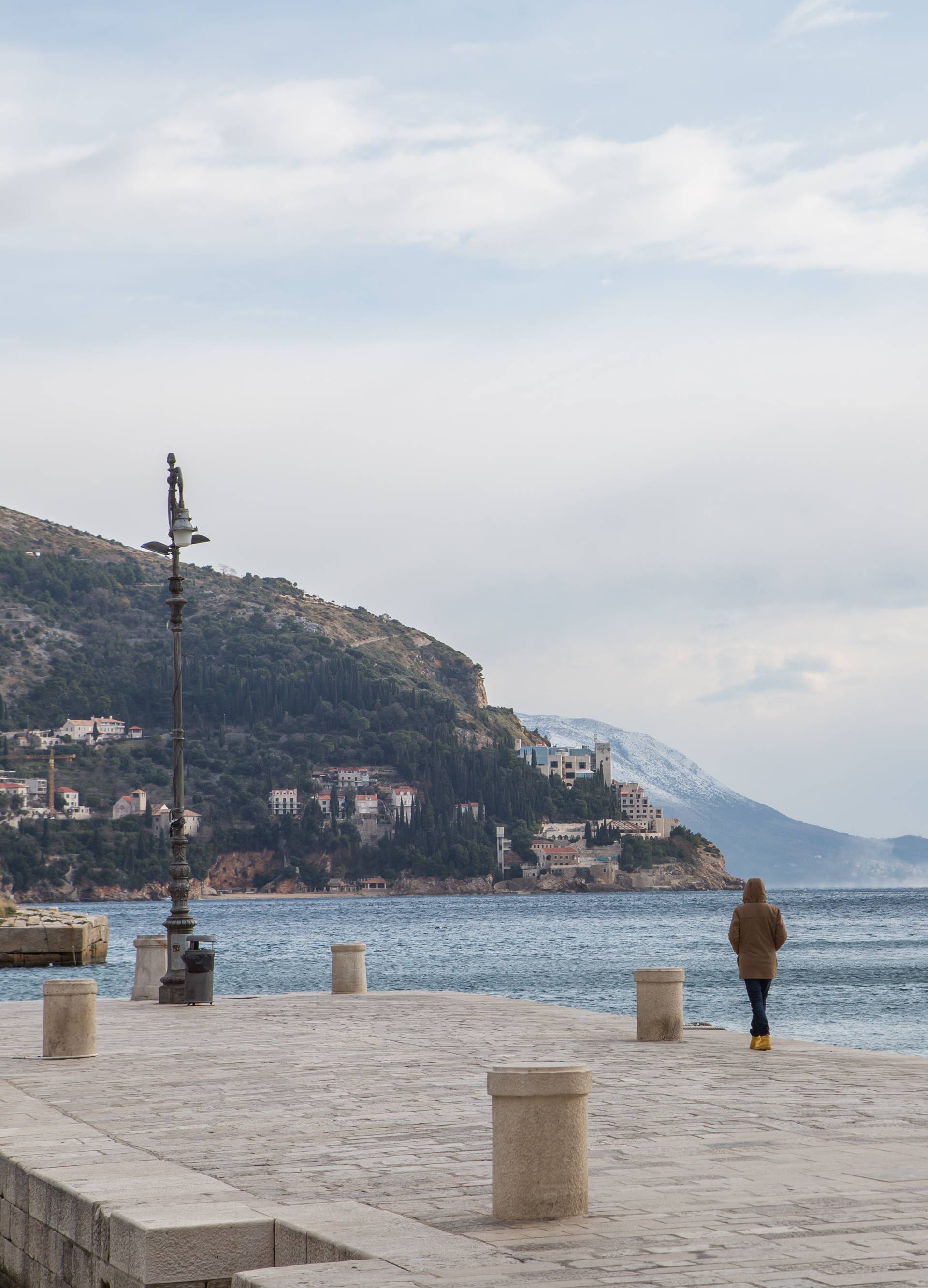 Cijevi popucale i u Dubrovniku, deseci kućanstava su bez vode