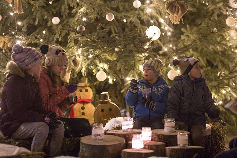 Advent u Slavoniji i Baranji: Bal lipicanaca, virtualne igre...