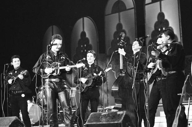 Zagreb: Gazde i gosti održali veliki koncert u Domu sportova, 12.12.1995.