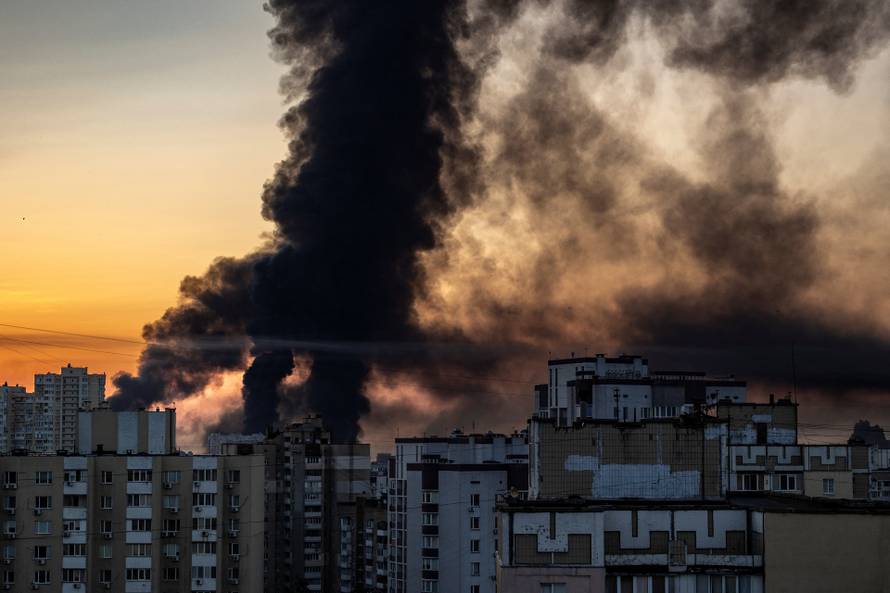 Russian drone and missile strike in Kyiv