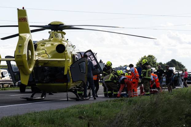 Sveti Ivan Zelina: Sudar automobila i motora na autocesti A4 u smjeru Zagreba