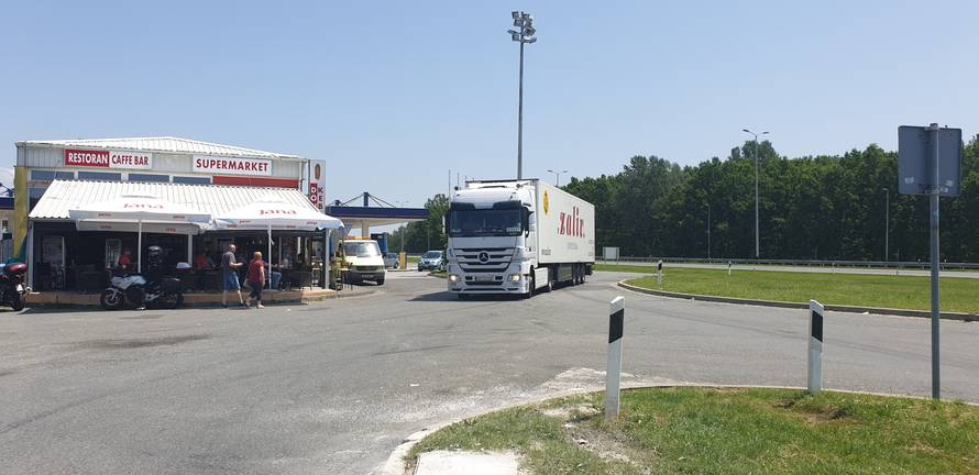 'Taj kamion je letio, a vozač je okretao volan lijevo-desno...'