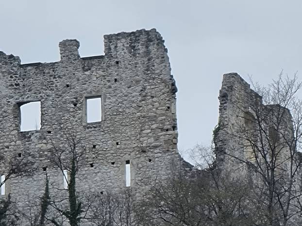 FOTO Galaxy S21 Ultra u foto obračunu s OnePlus 9 Pro