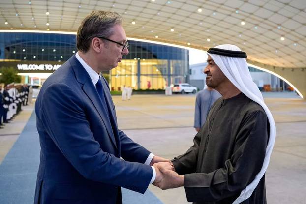 FOTO Vučić stigao u Abu Dhabi: Narod Emirata je naš prijatelj