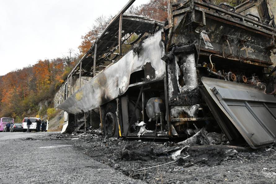 Zapalio se bus pun djece blizu Požege: 'Bili su jako uplašeni'