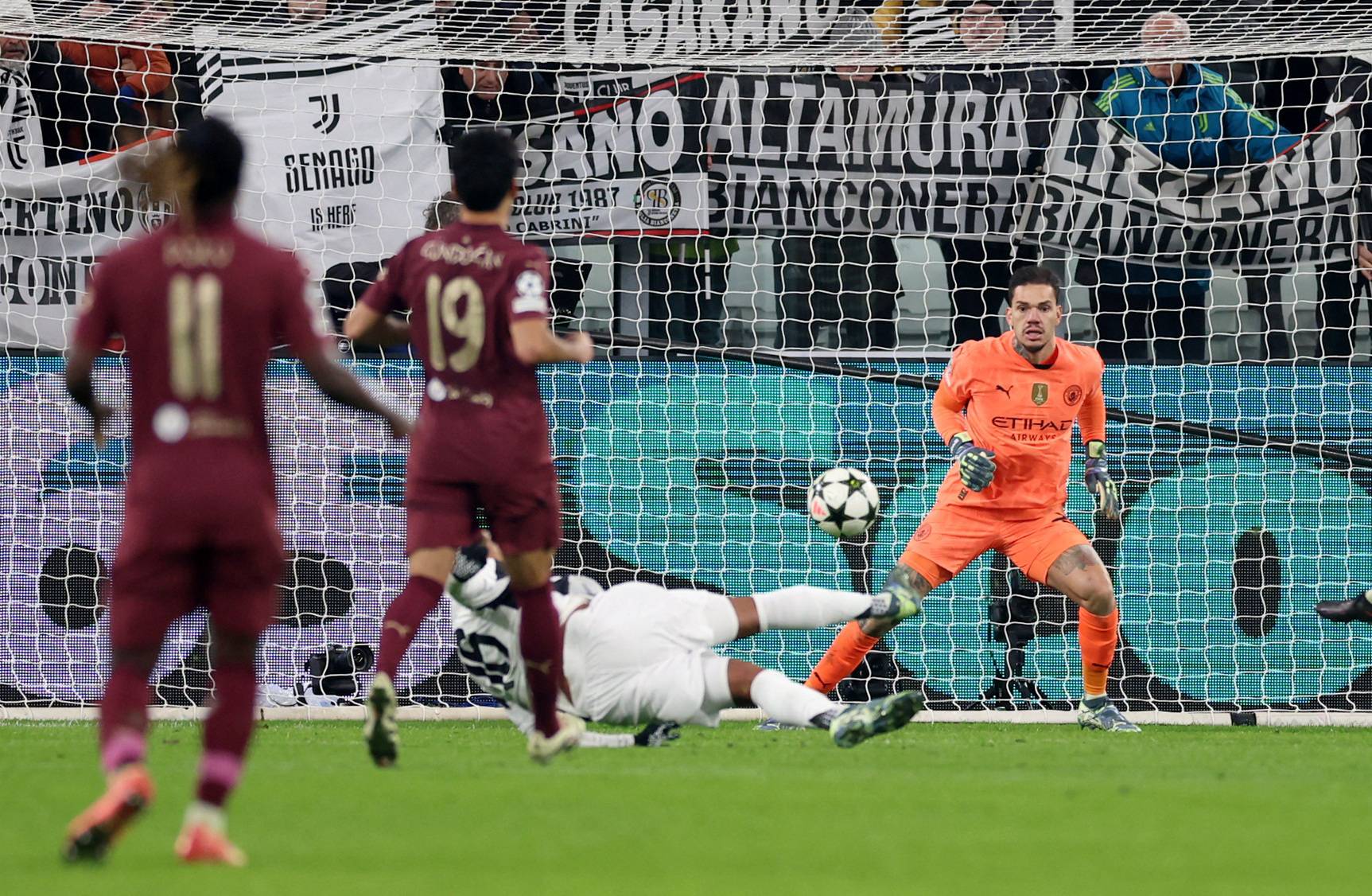 Champions League - Juventus v Manchester City