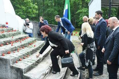 Obilježavanje Dana antifašističke borbe u Park šumi Brezovica pored Siska