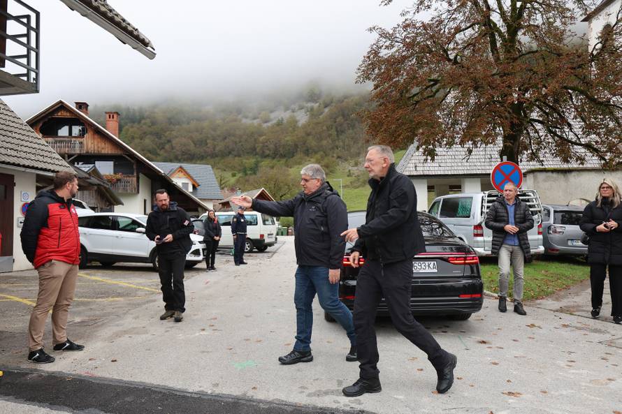 Slovenija: Davor Božinović i slovenski ministar Boštjan Poklukar susreli se u Starim Fužinama zbog zatrpavanja troje Hrvata u lavini