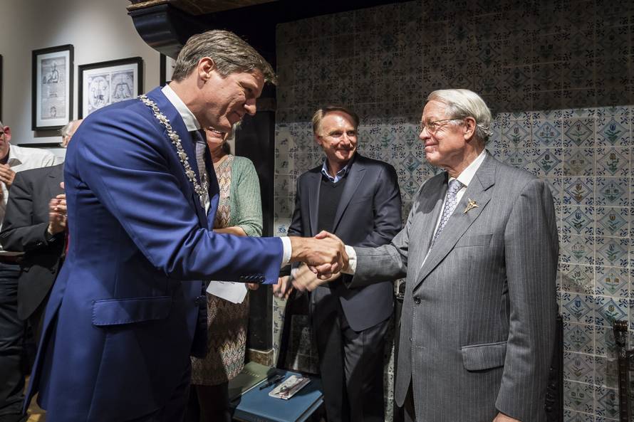 Zavirite u okultnu i ezoteričnu knjižnicu u Amsterdamu gdje je Dan Brown pisao svoje knjige