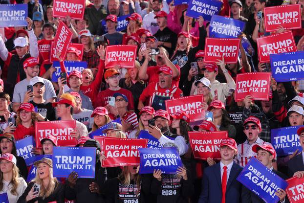 Republican presidential nominee Trump campaigns in North Carolina