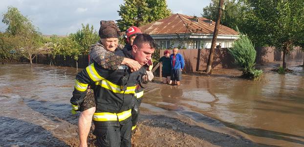 Floods hit Galati county in Romania