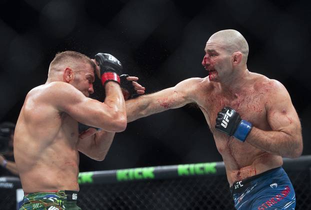 UFC 312 - Dricus Du Plessis v Sean Strickland