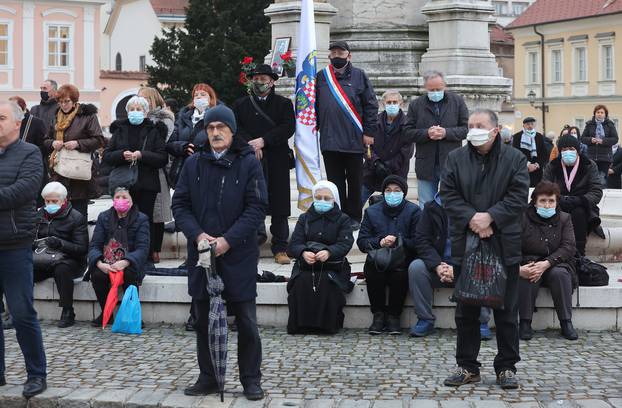 Zagreb: Josip Bozanić predvodio misno slavlje pred katedralom povodom obljetnice smrti Stepinca