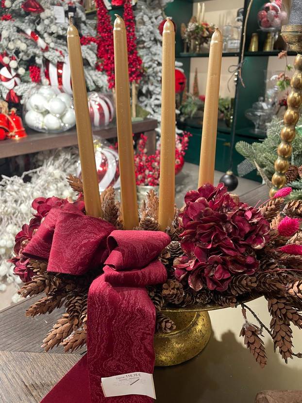 FOTO Pogledajte kakvih sve vjenčića ima po Zagrebu, neki 'dizajnerski' dođu i 400 eura