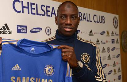 Službeno: Demba Ba potpisao za Chelsea na tri i pol godine