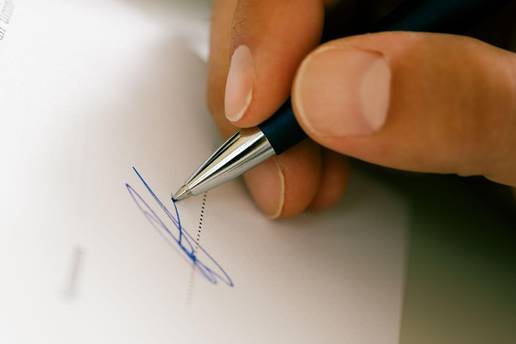 Potpisujte PDF dokumente bilo kada i s bilo kojeg mjesta, bez printanja i skeniranja