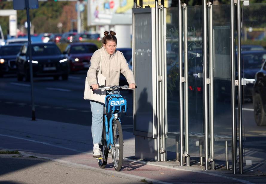 Zagreb: Novi Zagreb tijekom drugog dana štrajka radnika Zagrebačkog holdinga