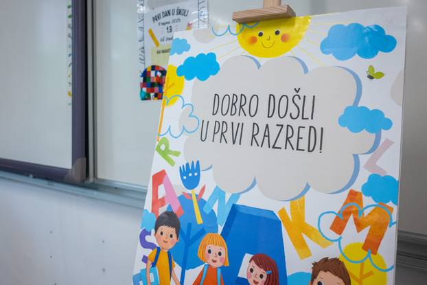 Zagreb: Prvi dan nove školske godine u OŠ Središće