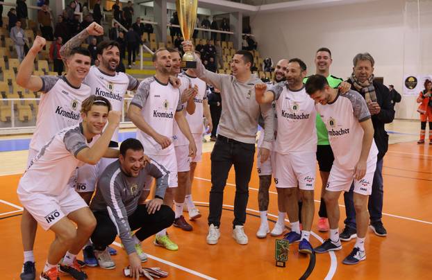 Kaštela: Finalna utakmica turnira “4 kafića “ 