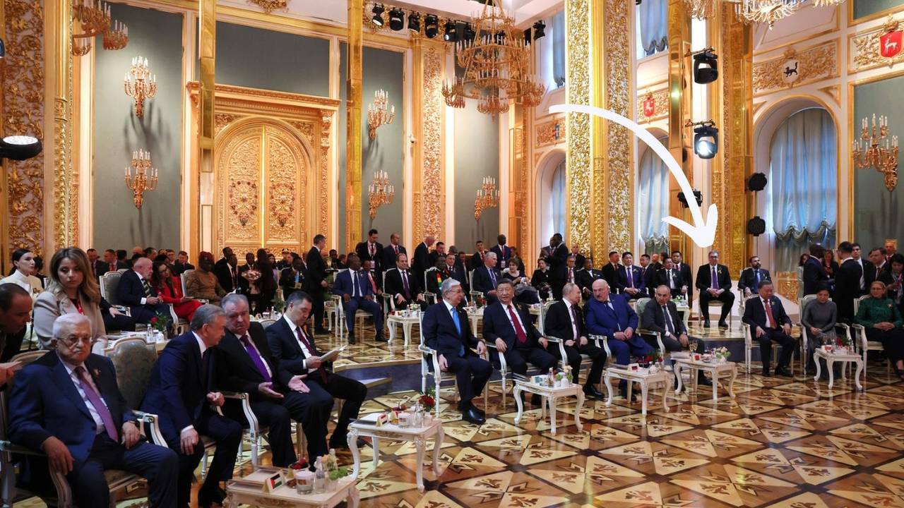 FOTO Vučić se susreo s Putinom u Moskvi, pogledajte gdje ga je 'parkirao' na svečanoj večeri