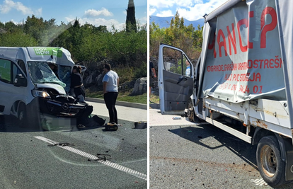 Teška nesreća na A1: Sudarili se automobil i kombi, ozlijeđenog čovjeka prevezli su u KBC Split