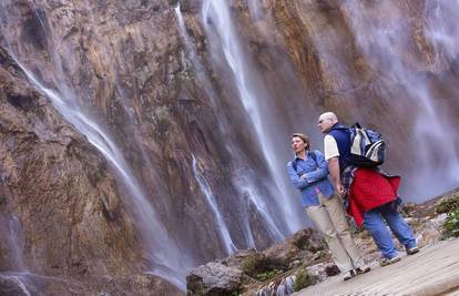 CNN uvrstio Plitvička jezera među 10 najljepših slapova