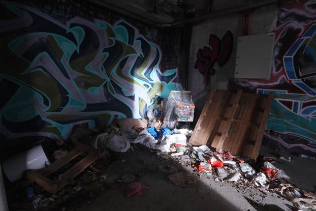 Split: Spaladium arena, ruglo grada pod Marjanom