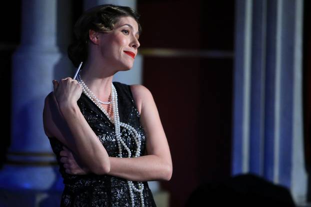 Glumica Jelena Per?in danas slavi 44. ro?endan 