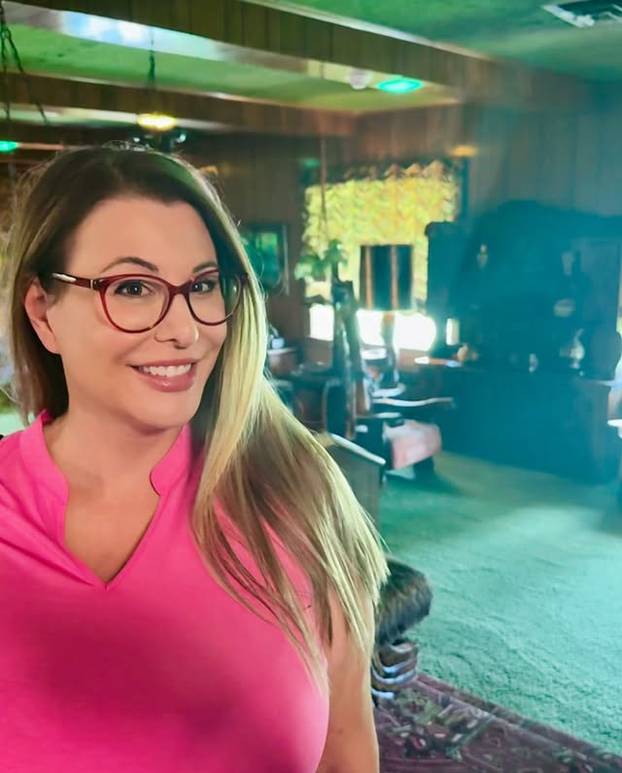 FOTO Bujna i iskusna: S 18 su mi govorili da sam debela, a s 58 godina sam 'bomba'