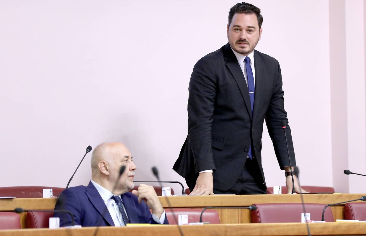 'Ovo je alibi zakon kojim se vladajući pokušavaju oprati za propuste u slučaju Zambija'
