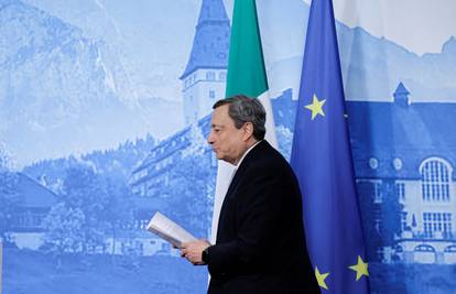 Više od 1000 gradonačelnika u Italiji potpisalo peticija u kojoj traže da Draghi ostane premijer