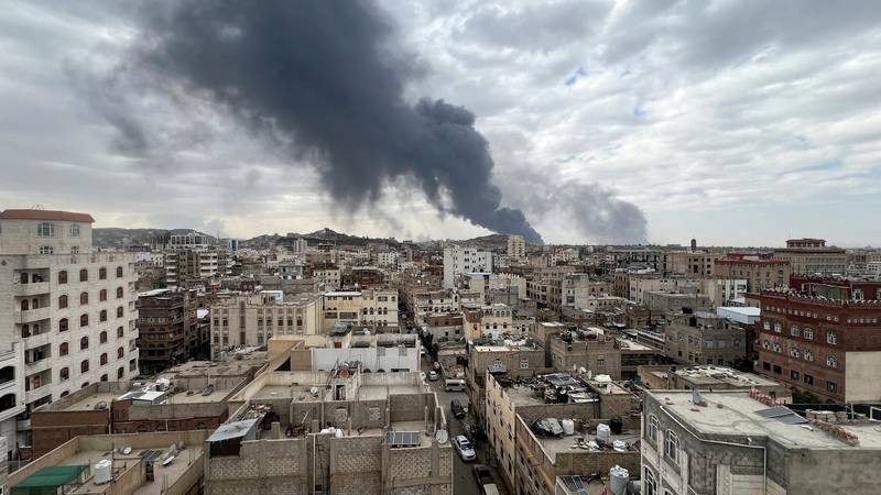 Hutistička televizija: Izrael je napao jemenski grad Sanu 12 2025 05 06t135435z 379964627 rc2ccea9oszq rtrmadp 3 israel yemen strikes