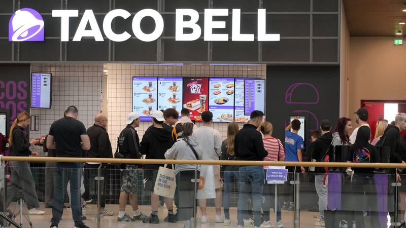 Kako je nastao Taco Bell? Počeli sa štandom hot dogova. U istoj ulici bila su braća McDonald...