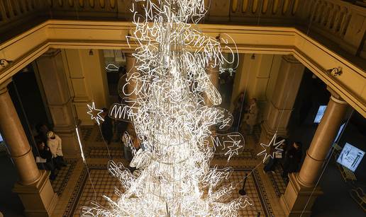 FOTO Nova adventska lokacija u centru Zagreba: Sa&scaron;a &Scaron;ekoranja donosi izlo&zcaron;bu 'Prvi snijeg'