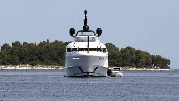 EKSKLUZIVNO Rovinj: Jaclyn Cordeiro, djevojka Alexa Rodrigueza, odradila je trening na jahti