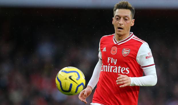 Arsenal v Wolverhampton Wanderers - Premier League - Emirates Stadium