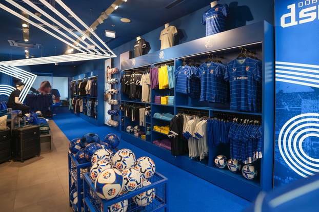 FOTO Zavirite u najveći fan shop Dinama. Već četvrti u Zagrebu