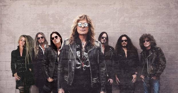 storyeditor/2021-12-23/whitesnake.jpg